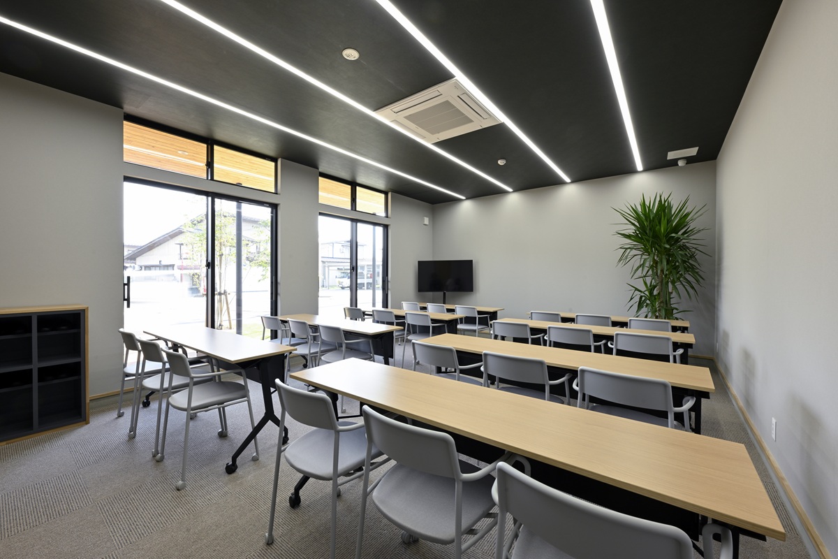 章和ホーム新社屋棟　＠南陽市